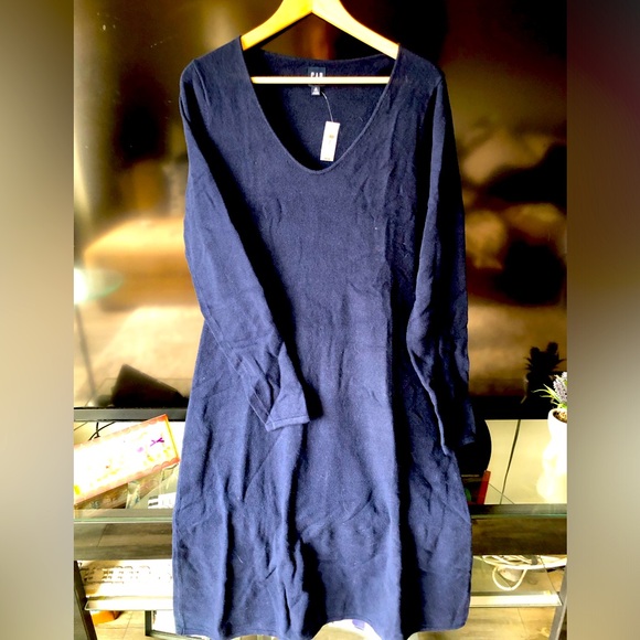 NWT $90 GAP LS CashSoft V-Neck Midi Dress Navy - Med Tall - Picture 2 of 10